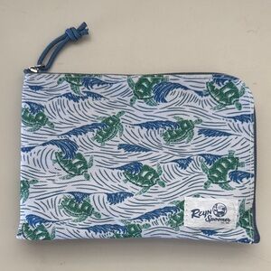 Reyn Spooner Turtle Wave Pouch